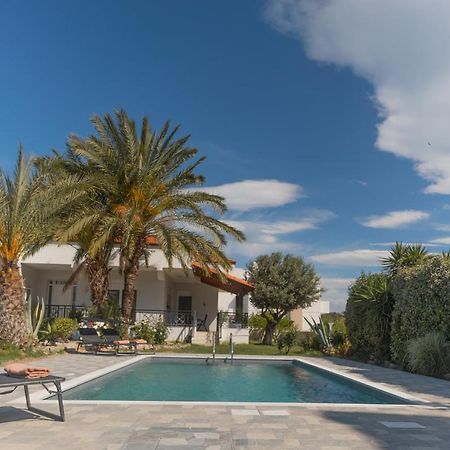 Propodes Luxury Villa Pastida エクステリア 写真