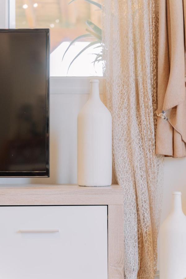 Propodes Luxury Villa Pastida エクステリア 写真