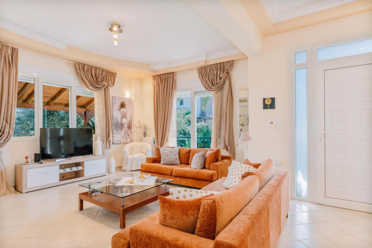 Propodes Luxury Villa Pastida エクステリア 写真