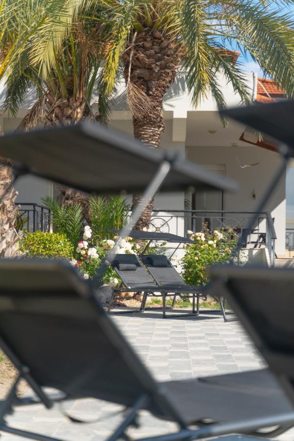 Propodes Luxury Villa Pastida エクステリア 写真